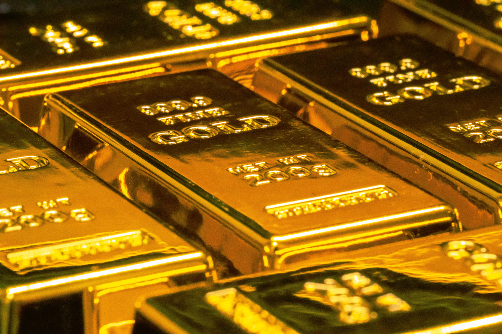 俄罗斯黄金大量流入香港：西方制裁后，中共金融通道如何为莫斯科开口子