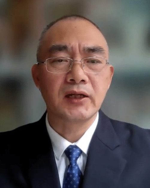 ChinaAid刊出的秋雨圣约教会晏鸿长老视频截图。该机构称晏鸿近期也多次被警方带走询问。|来源:ChinaAid