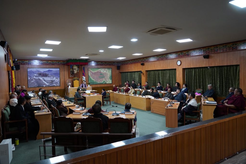 9月25日,第18届西藏流亡议会第二次会议闭幕日会场侧景。|来源:Tibetan Parliament-in-Exile