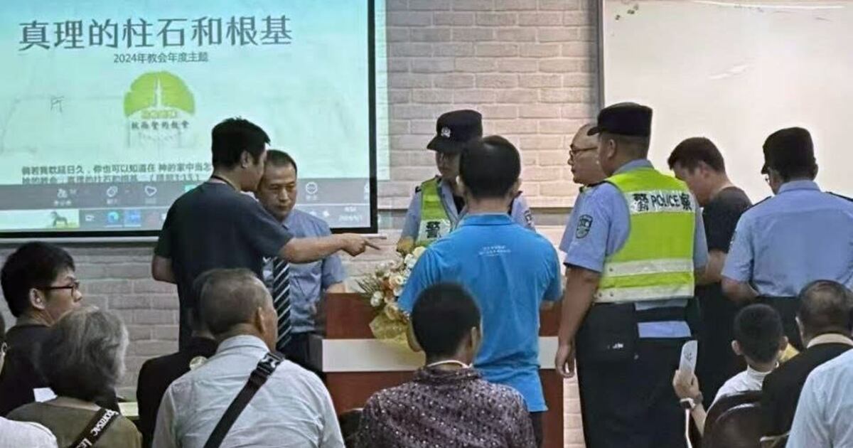 成都秋雨圣约教会此前遭警方冲击资料图｜来源：自由亚洲电台