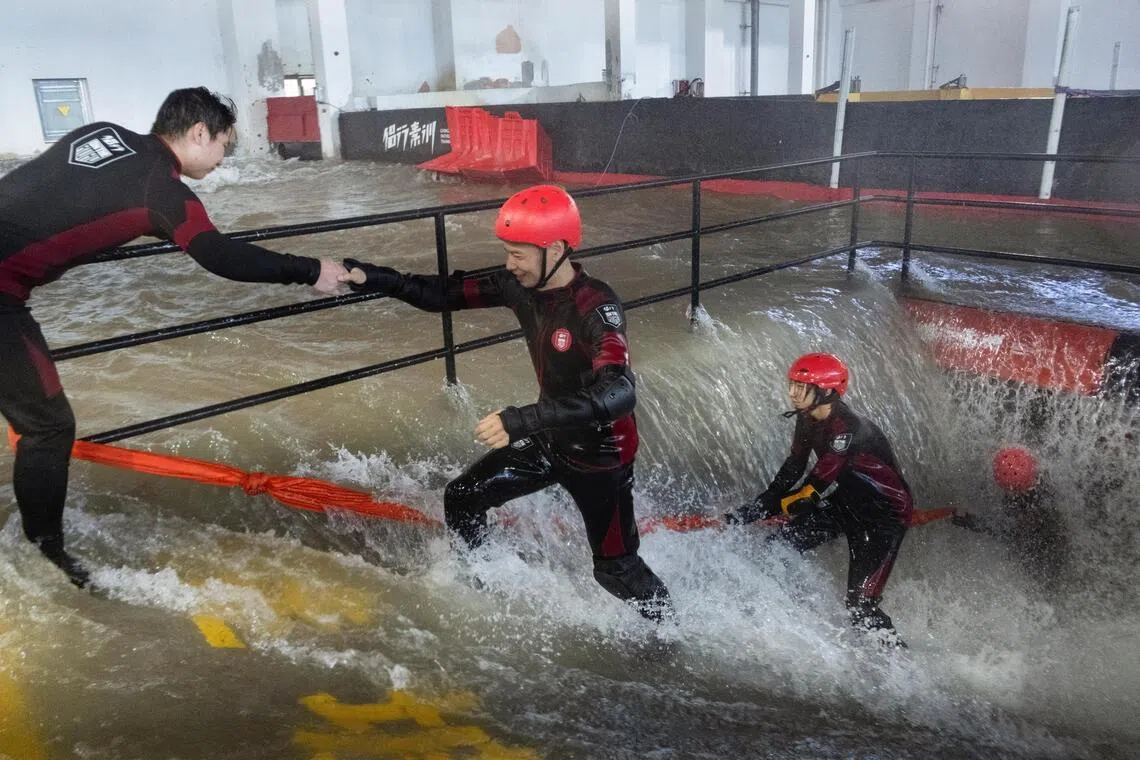 In Hangzhou, the 14th-degree typhoon can experience: the fear and disaster prevention lessons in five real images.
