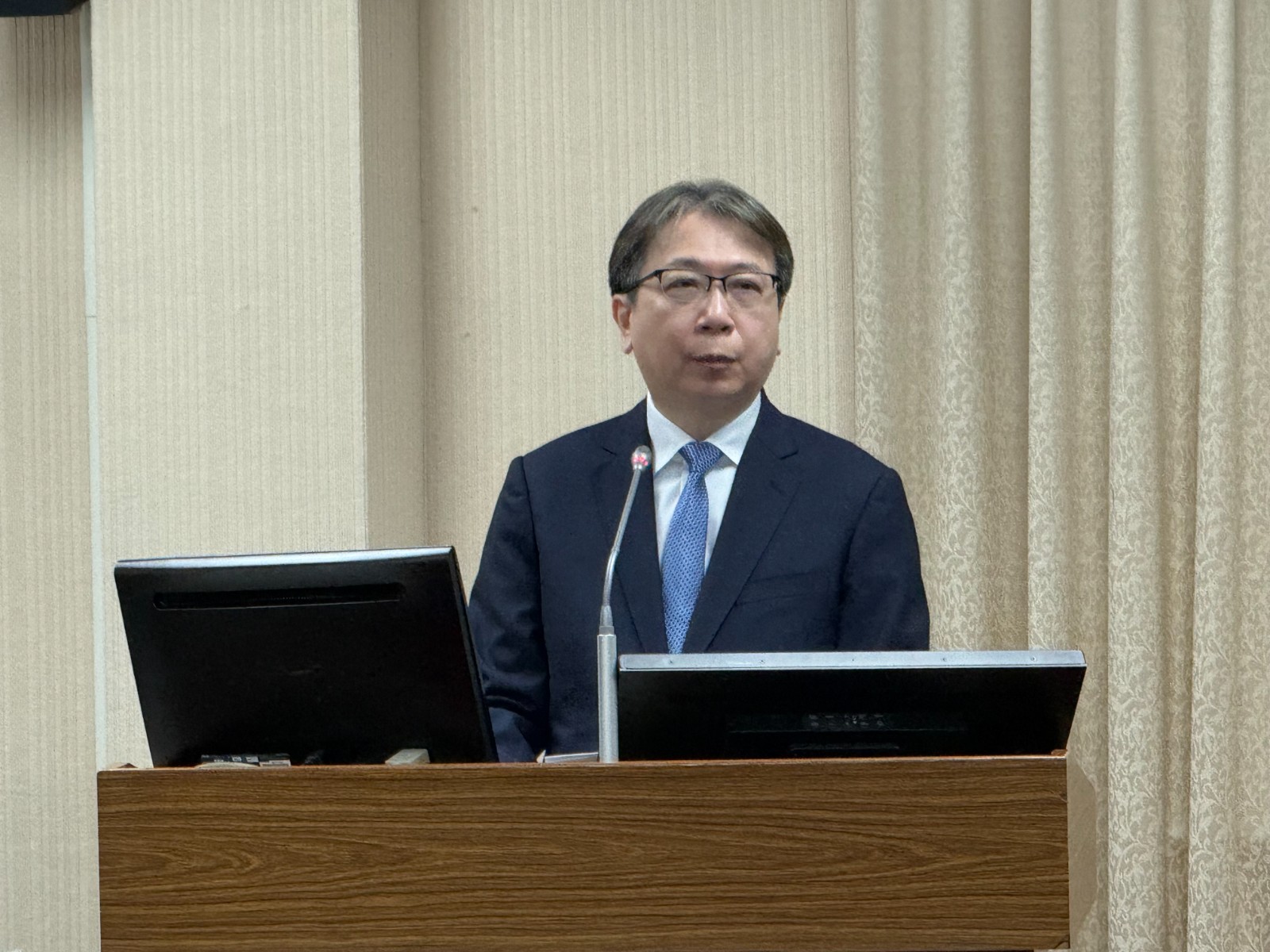 台湾国安局长蔡明彦在立法院资料照片，非本次事件现场｜来源：太报