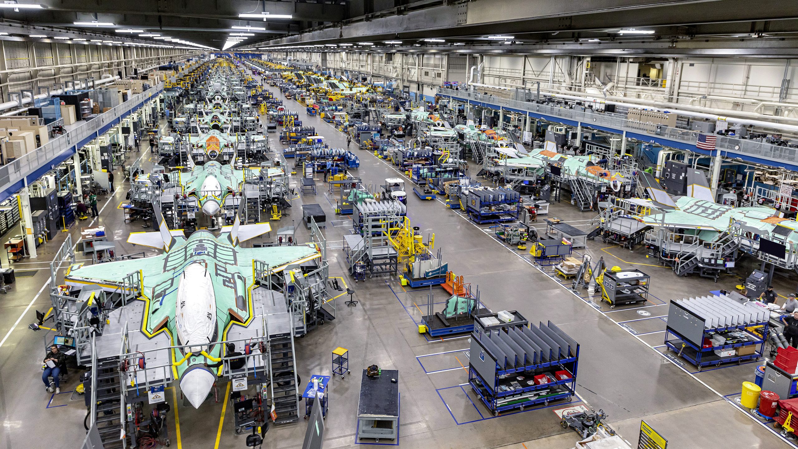 F-35装配线资料照;来源:Air & Space Forces Magazine