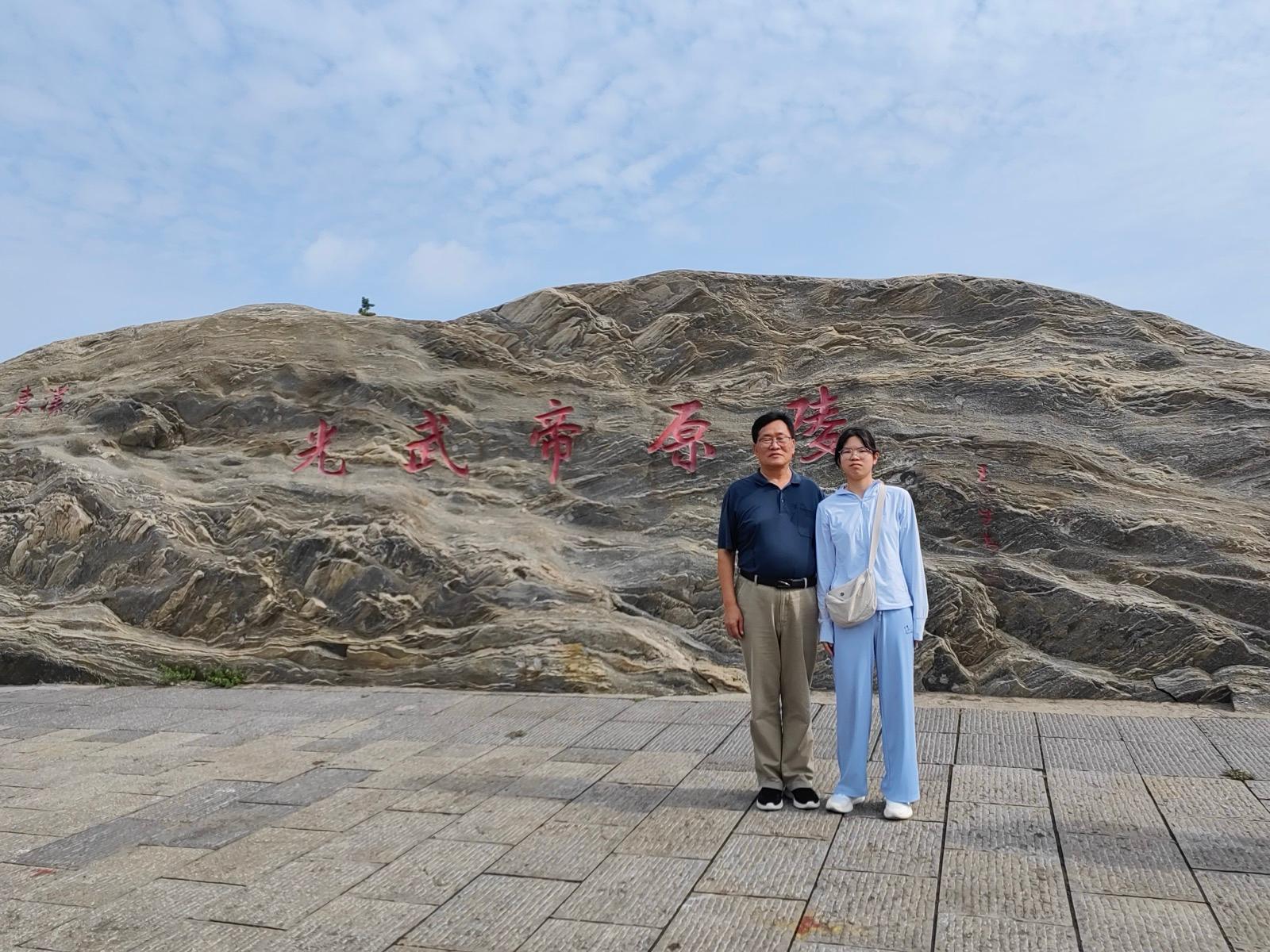 Nine years after the arrest, the daughter of Zhou wrote a letter asking about justice and family trauma.