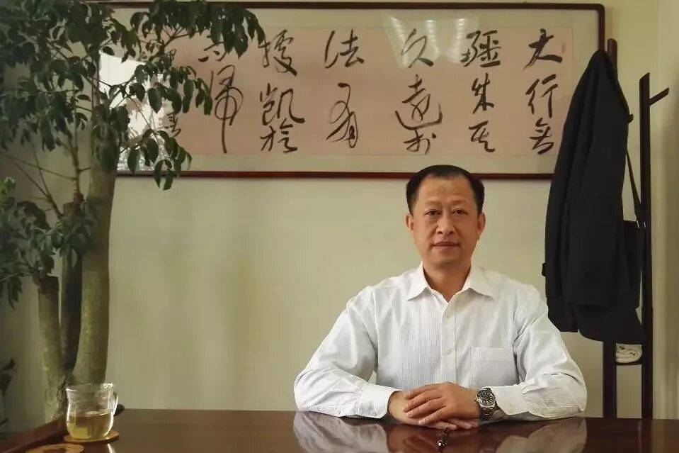 昨天向不寻衅，不滋事的凯哥问好了！