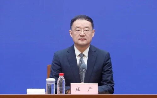 “何不食肉糜”？山东民政厅长“个人是养老第一责任人”引全网争议：养老的账，不能只让底层来扛